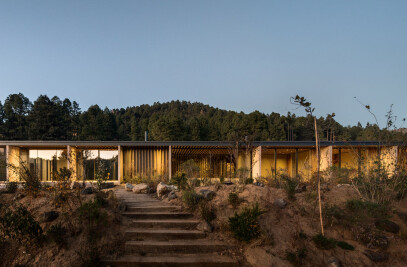 Hill House_ Manuel Cervantes Estudio