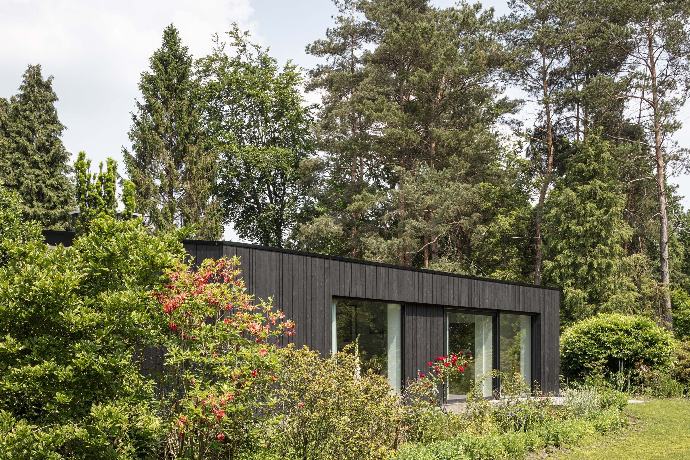 https://archello.com/story/109173/attachments/photos-videos/18 photo_credit Tim van de Velde