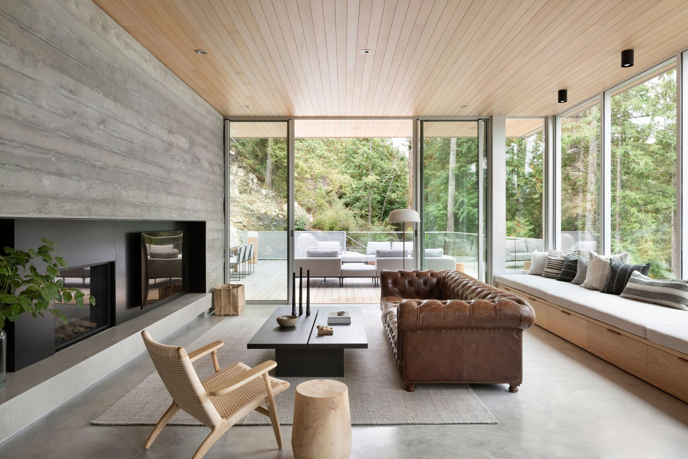 https://archello.com/story/109168/attachments/photos-videos/15 photo_credit Ema Peter