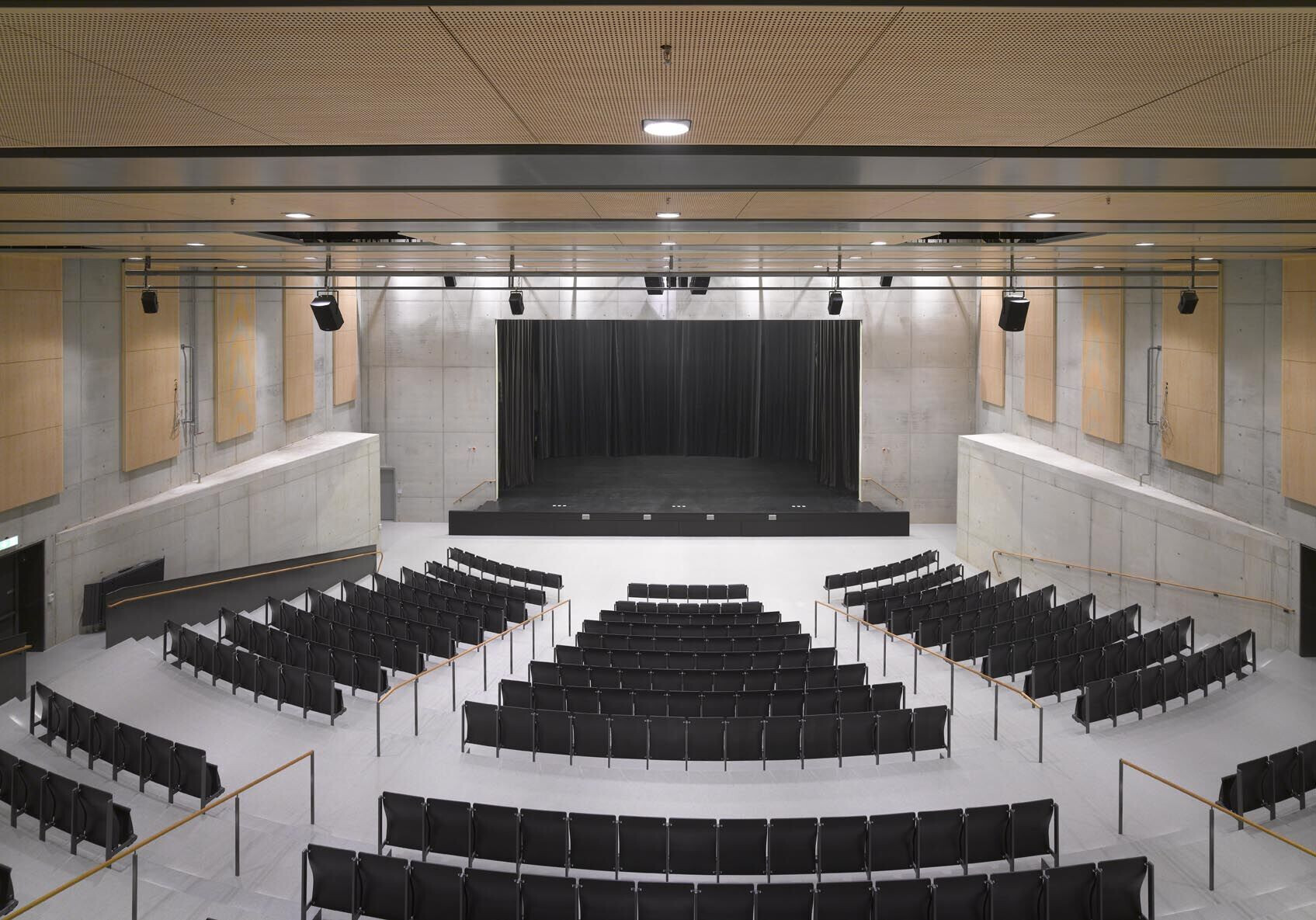 https://archello.com/story/109244/attachments/photos-videos/14 photo_credit Roland Halbe, Stuttgart