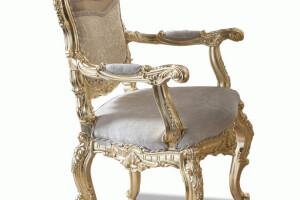 PRISTINE BAROQUE CHAIR WITH ARMRESTS