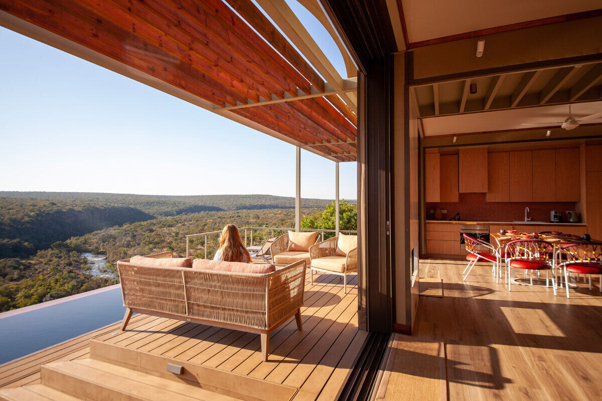 https://archello.com/story/109289/attachments/photos-videos/10 photo_credit Lepogo Lodges