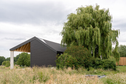 Under the Willow Tree - Exterior