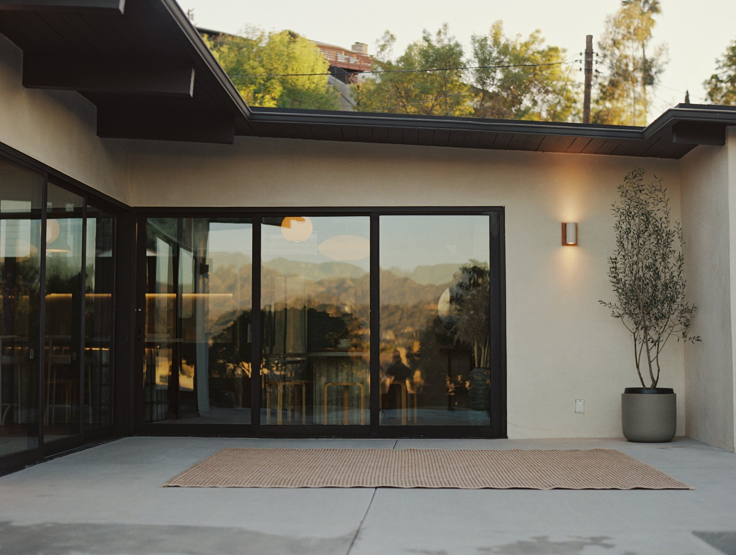 https://archello.com/story/109315/attachments/photos-videos/4 photo_credit Justin Chung
