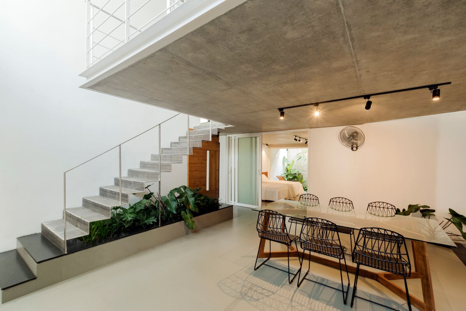 https://archello.com/story/109362/attachments/photos-videos/10 photo_credit Aby Mathew