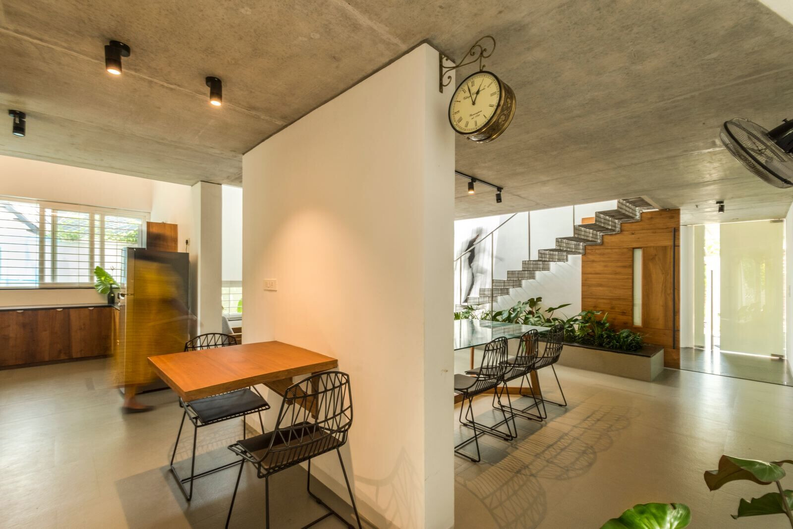 https://archello.com/story/109362/attachments/photos-videos/15 photo_credit Aby Mathew
