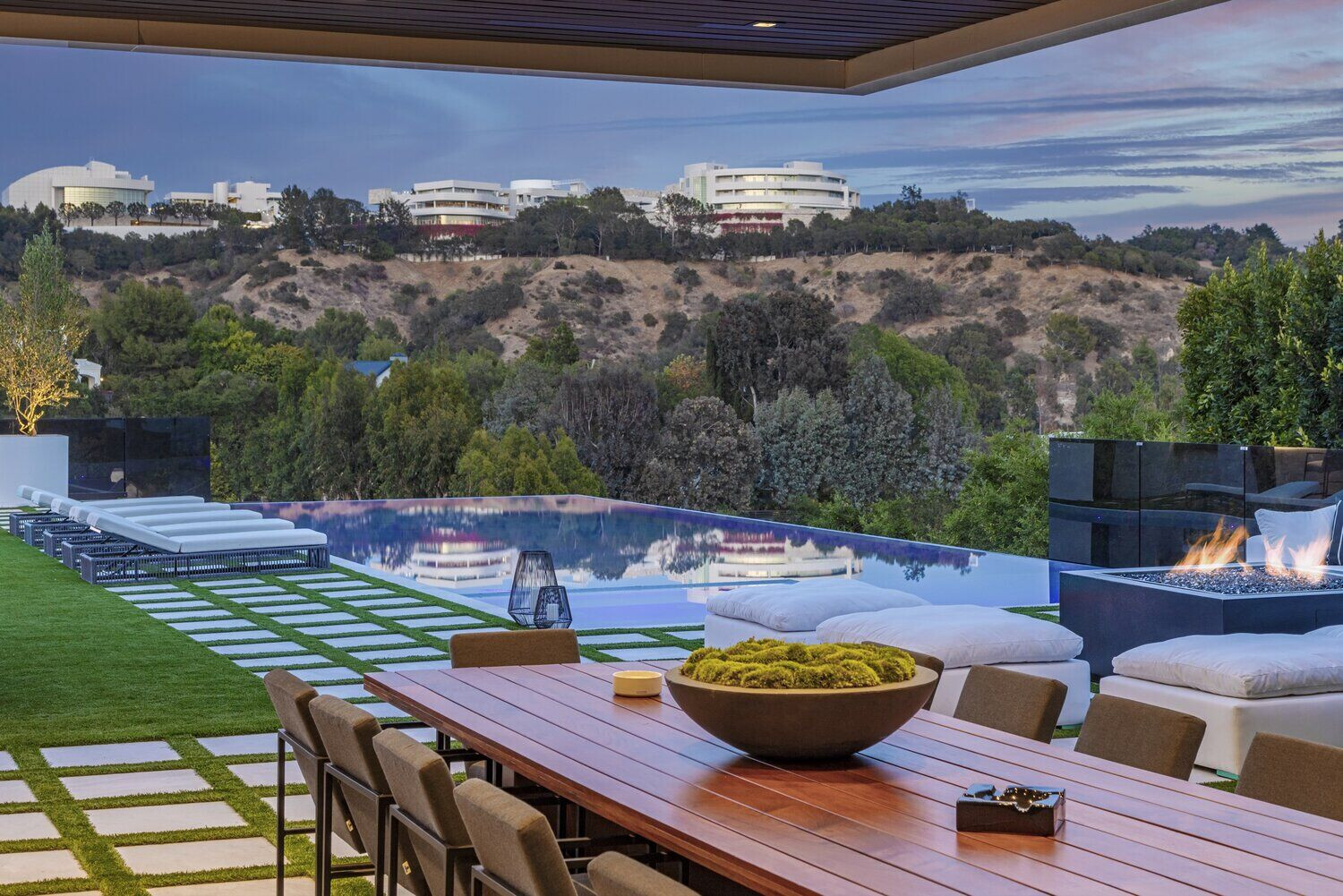 https://archello.com/story/101105/attachments/photos-videos/26 photo_credit Simon Berlyn