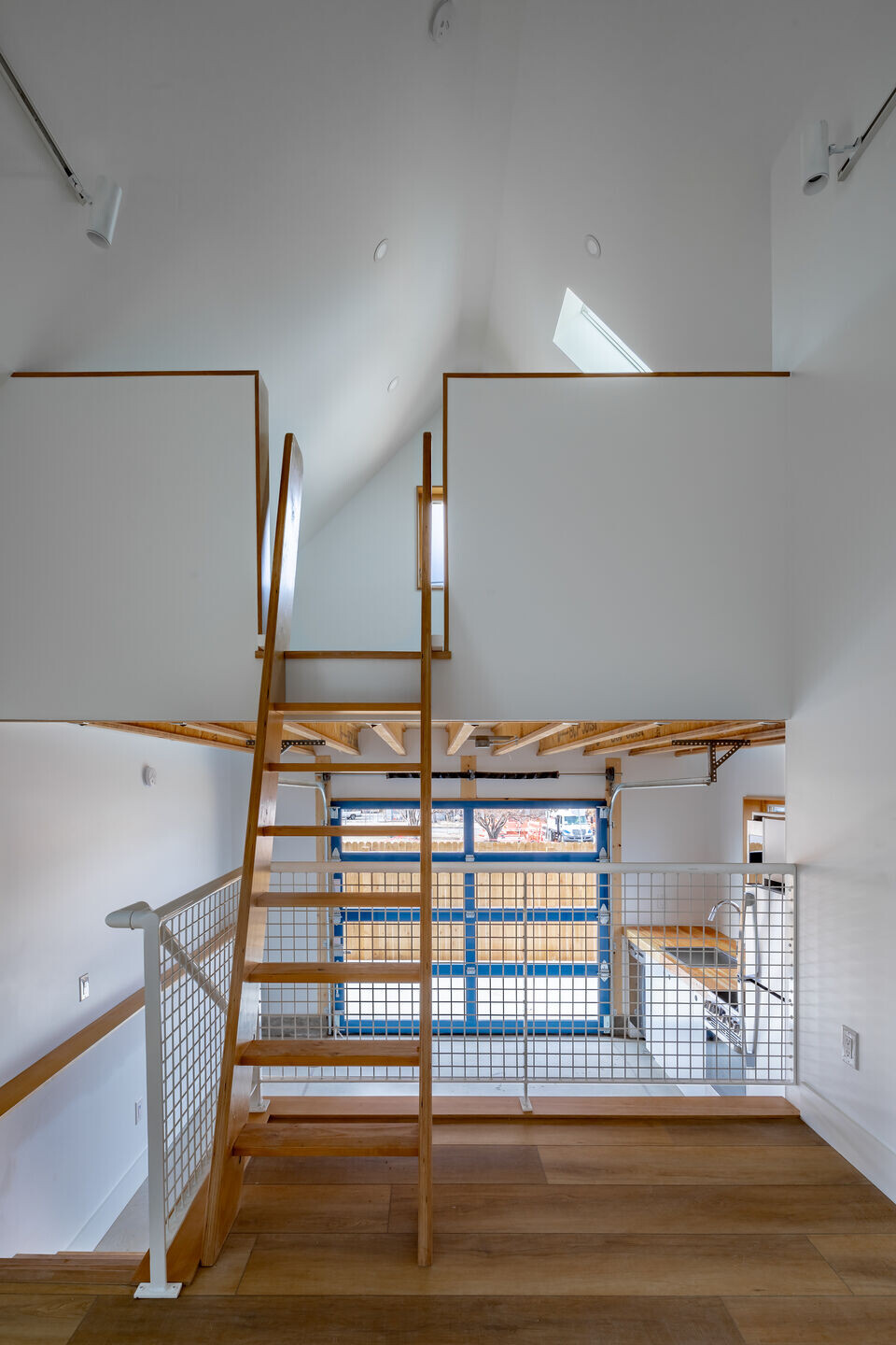 https://archello.com/story/109537/attachments/photos-videos/4 photo_credit Onnis Luque
