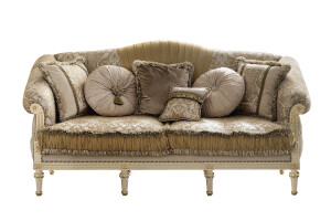 DUCHESS SOFA