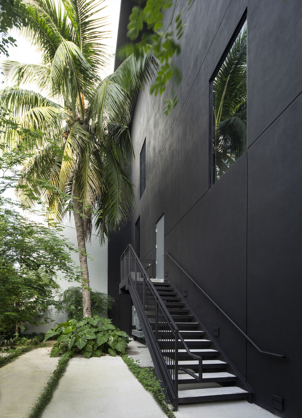 https://archello.com/story/109601/attachments/photos-videos/3 photo_credit Robin Hill