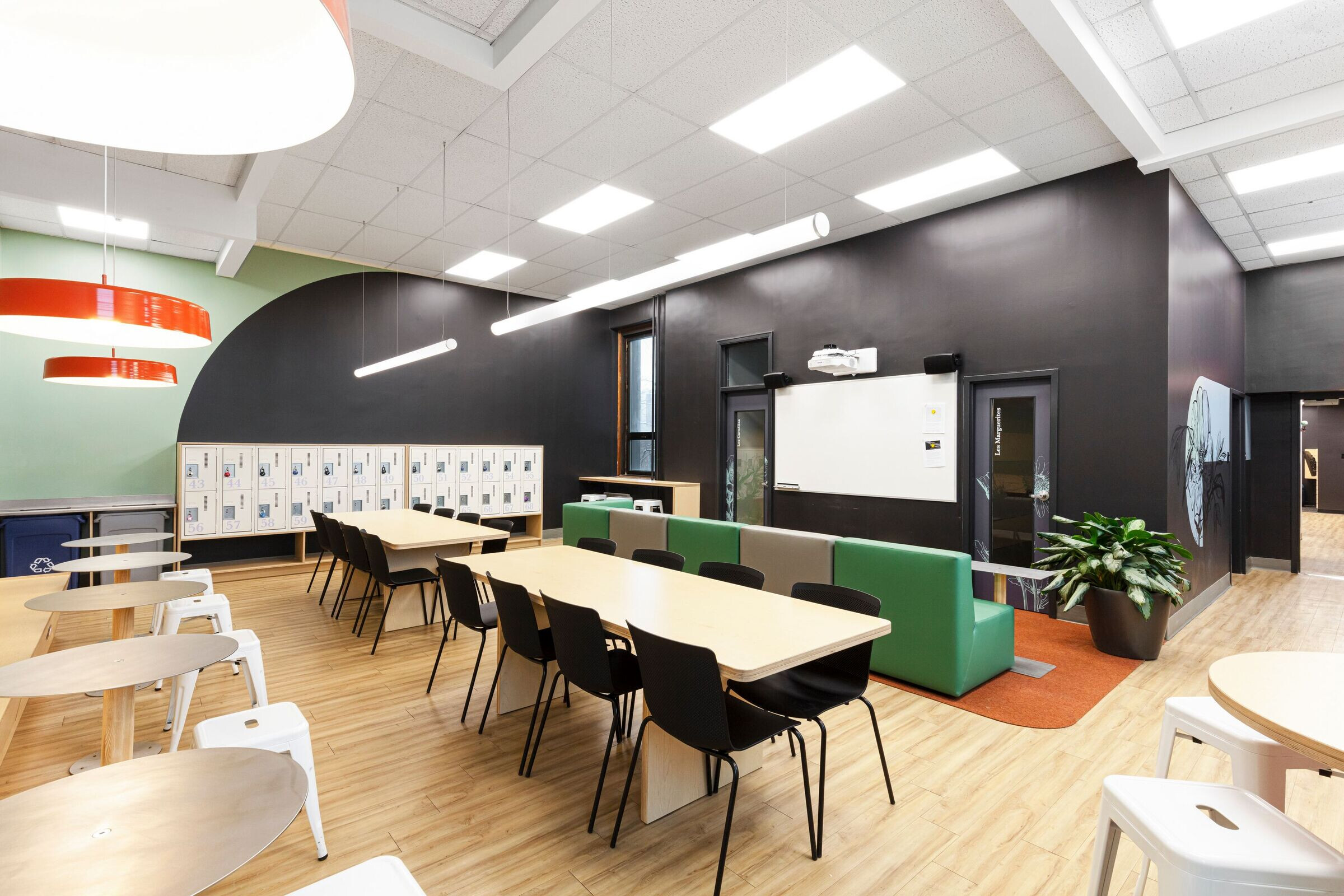 https://archello.com/story/109608/attachments/photos-videos/4 photo_credit Maxime Brouillet