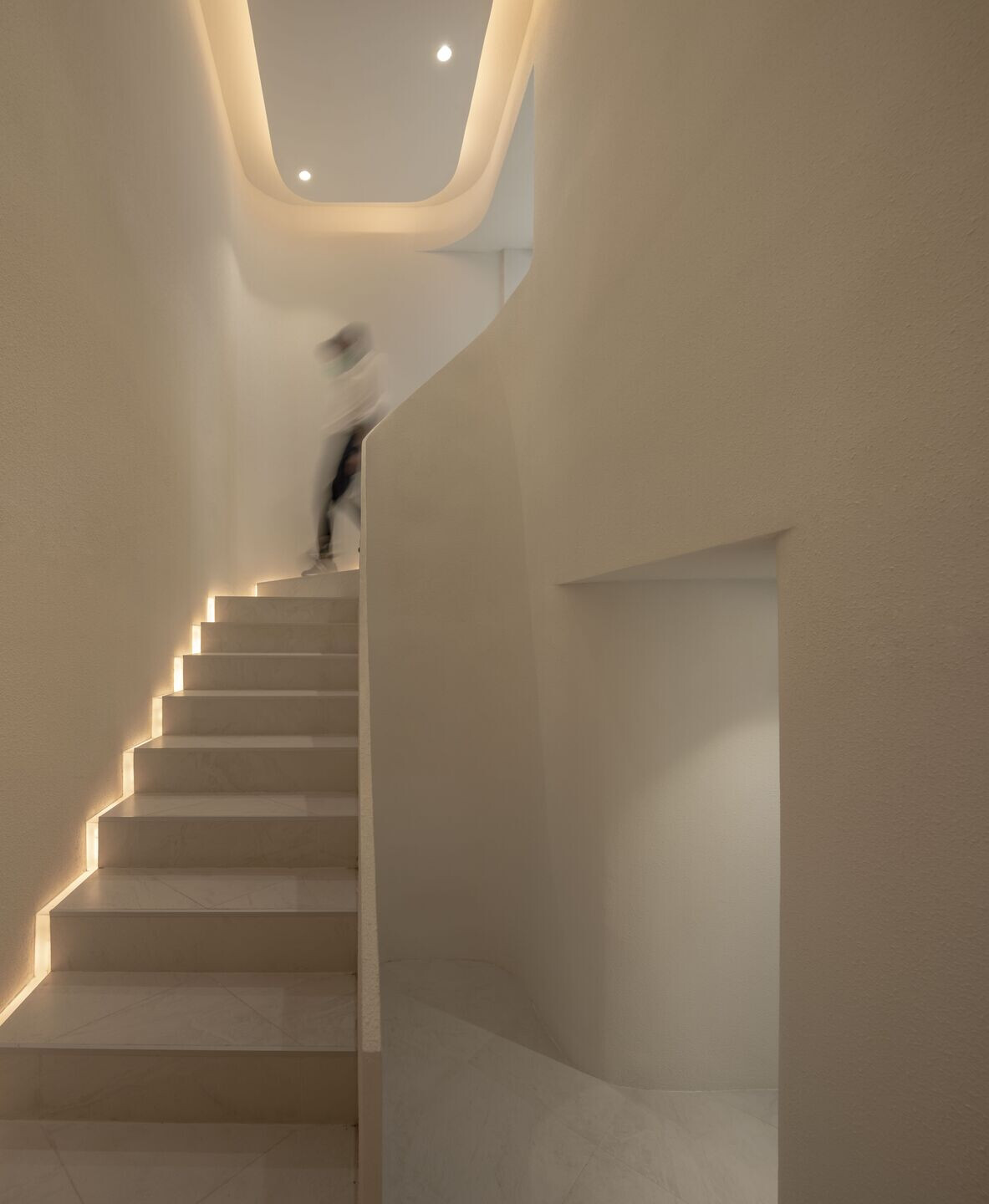 https://archello.com/story/109748/attachments/photos-videos/6 photo_credit Jinnawat Borihankijanan