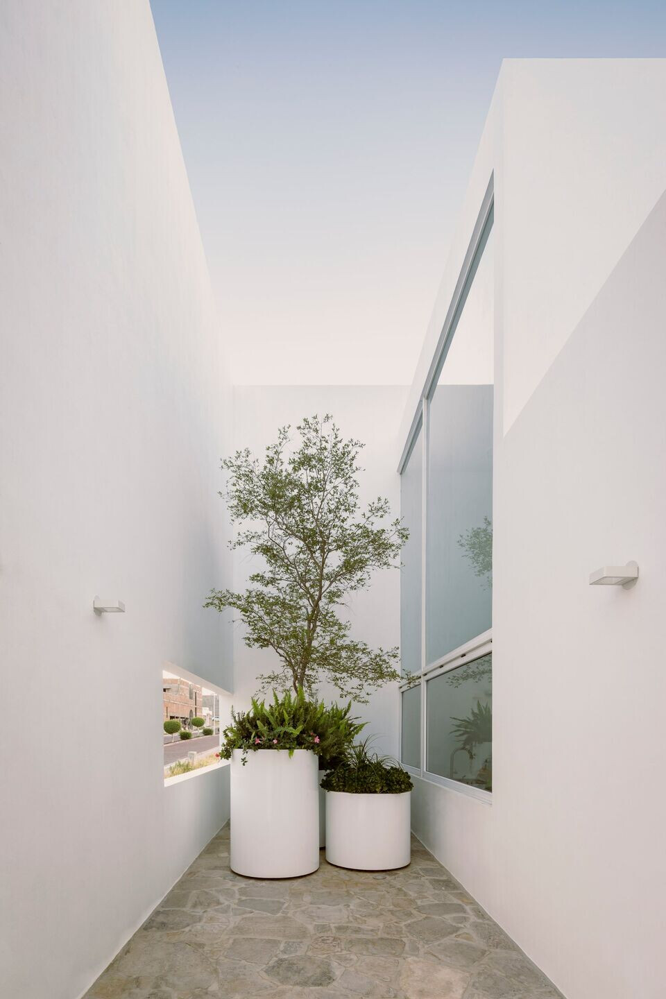 https://archello.com/story/105784/attachments/photos-videos/14 photo_credit César Béjar