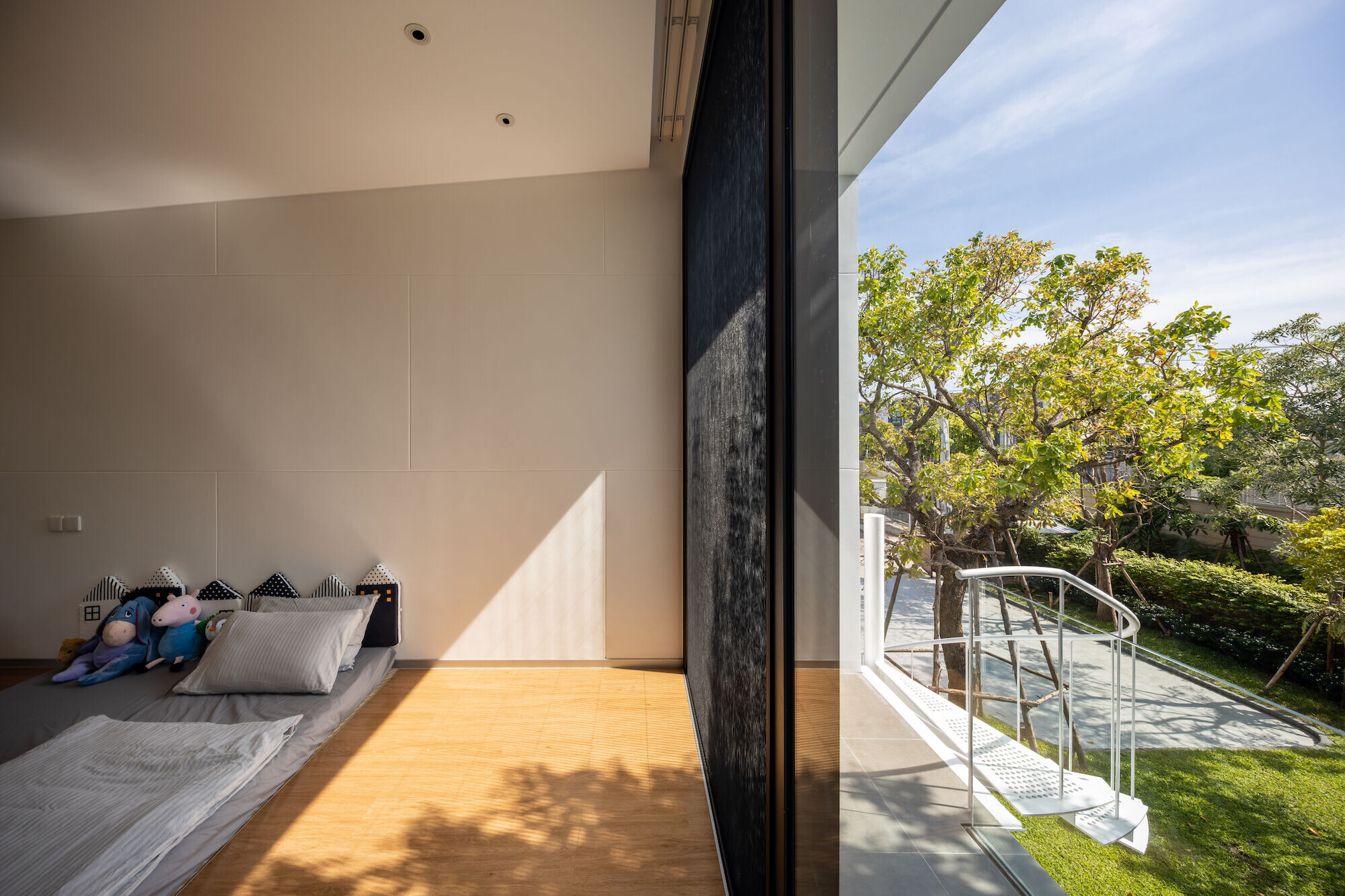 https://archello.com/story/110069/attachments/photos-videos/8 photo_credit Ketsiree Wongwan