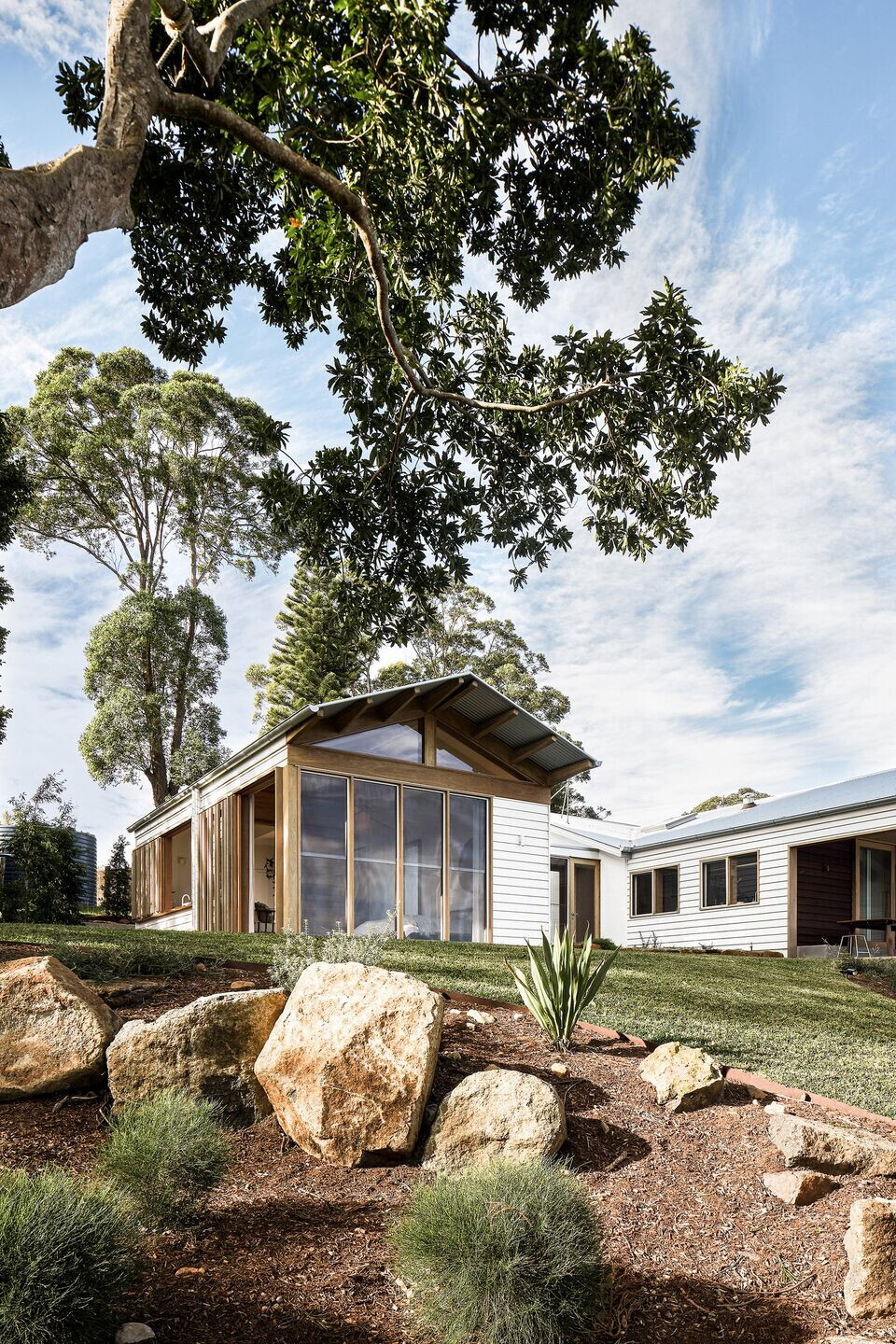https://archello.com/story/110123/attachments/photos-videos/3 photo_credit Andy Macpherson