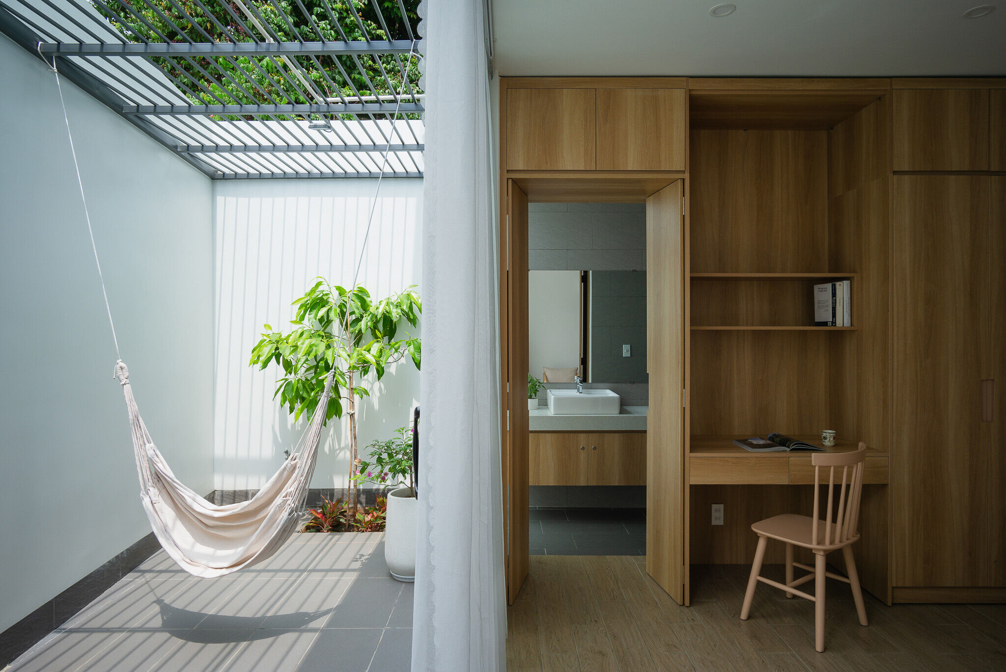 https://archello.com/story/110192/attachments/photos-videos/21 photo_credit Quang Tran