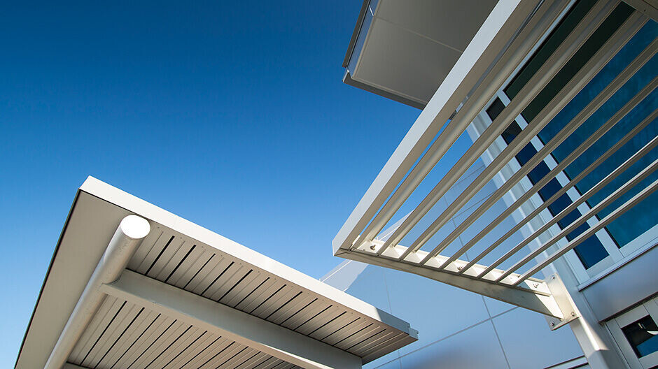 https://archello.com/story/110203/attachments/photos-videos/4 photo_credit Mark Rhodes for Mitsubishi Plastics Composites America
