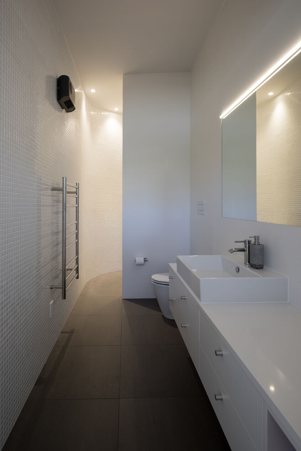 https://archello.com/story/110308/attachments/photos-videos/10 photo_credit Baptiste Marconnet