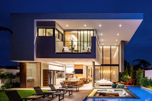 BEACH HOUSE WITH RAIZ ARQUITETURA
