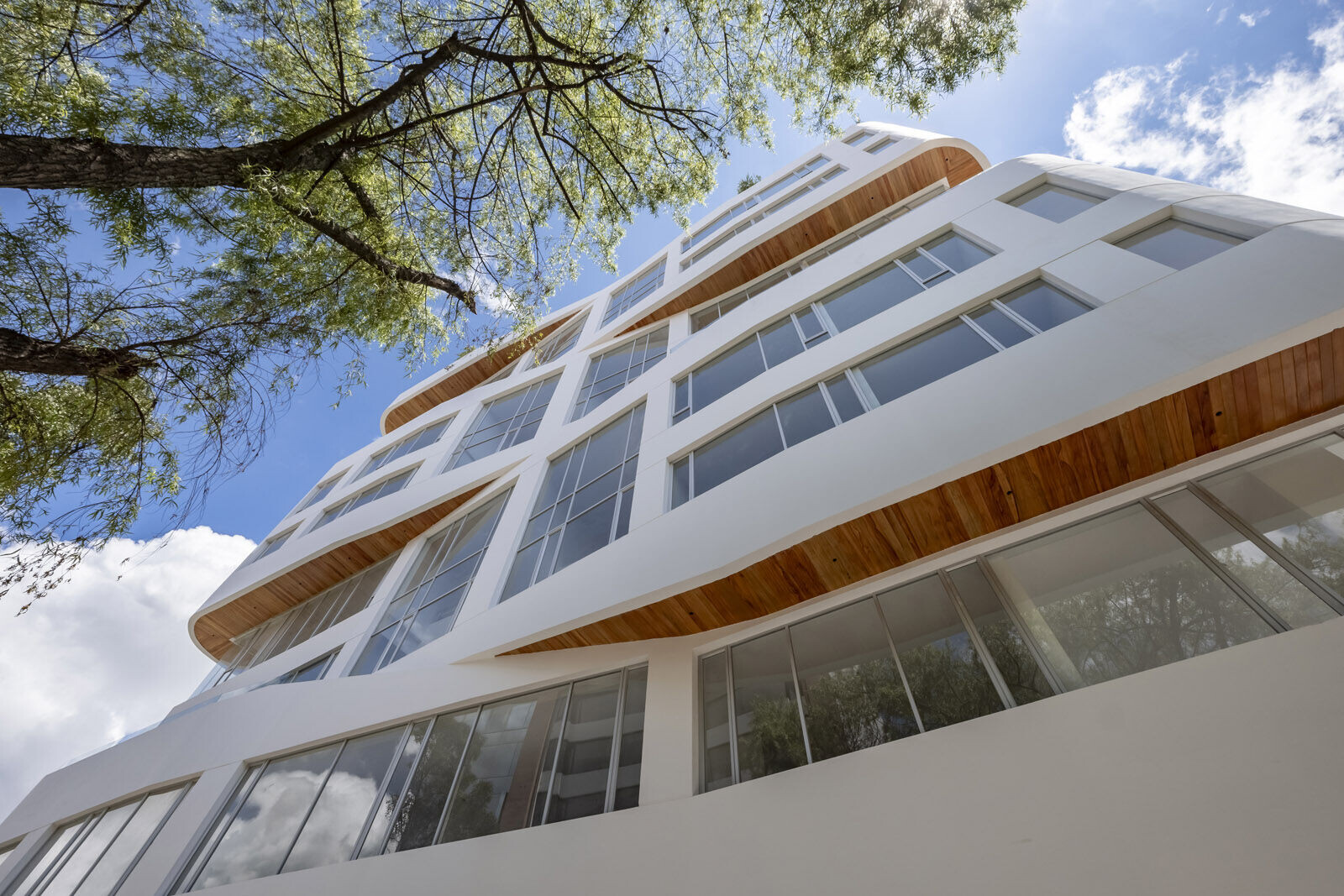 https://archello.com/story/110508/attachments/photos-videos/1 photo_credit Bicubik Photography