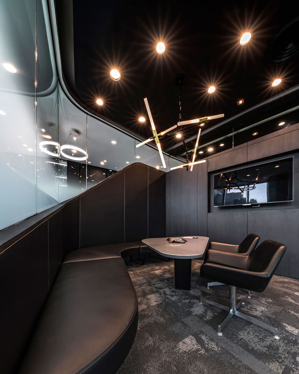 https://archello.com/story/110512/attachments/photos-videos/16 photo_credit ©W Workspace