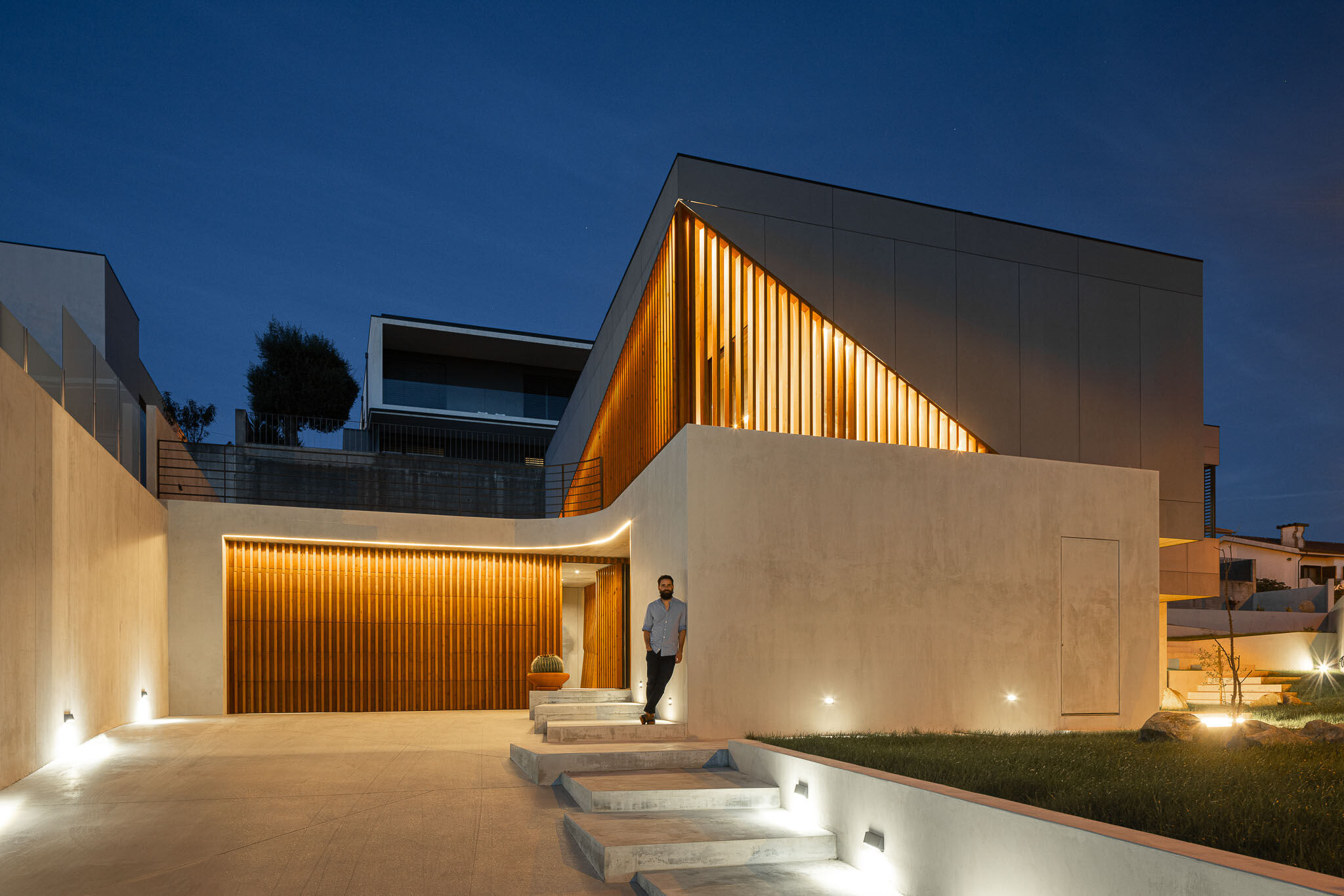 https://archello.com/story/110600/attachments/photos-videos/4 photo_credit Ivo Tavares Studio