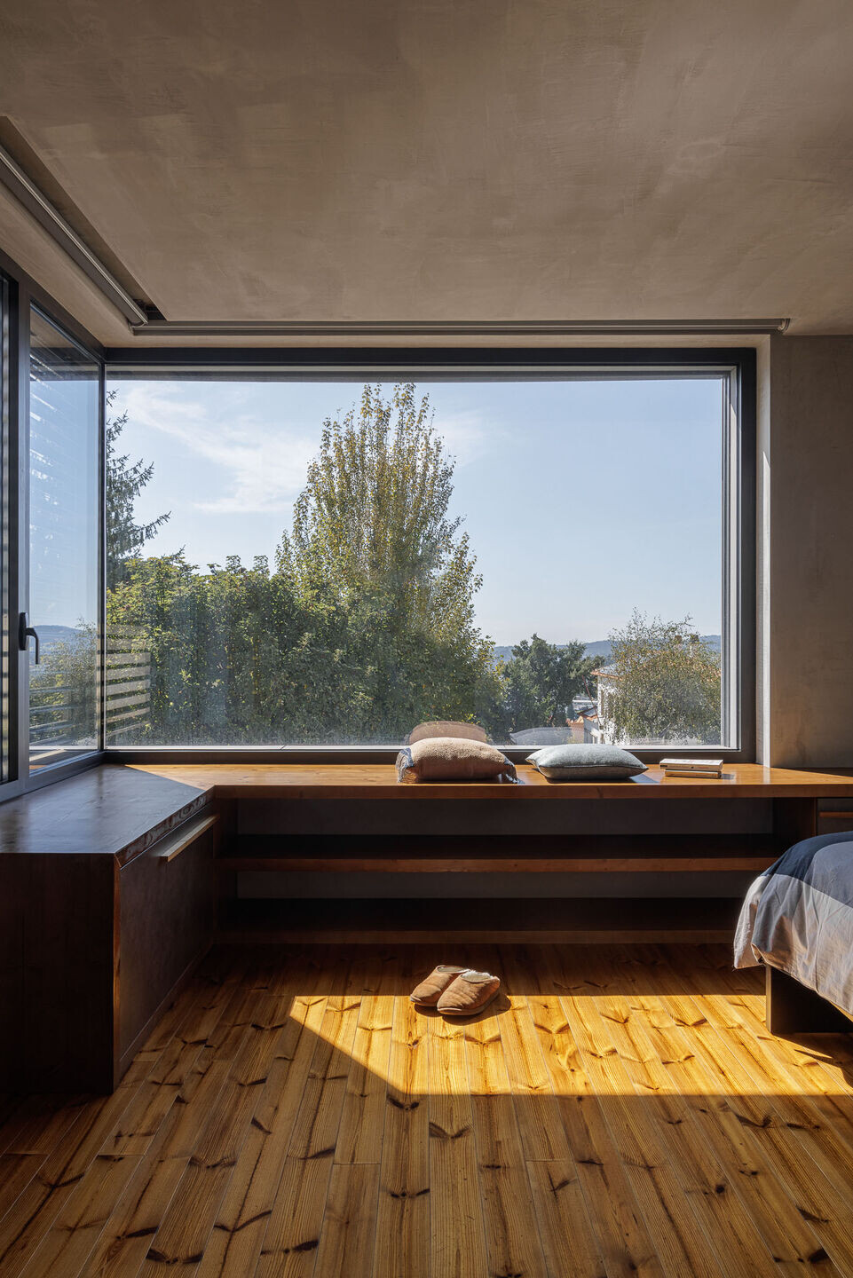 https://archello.com/story/110600/attachments/photos-videos/11 photo_credit Ivo Tavares Studio
