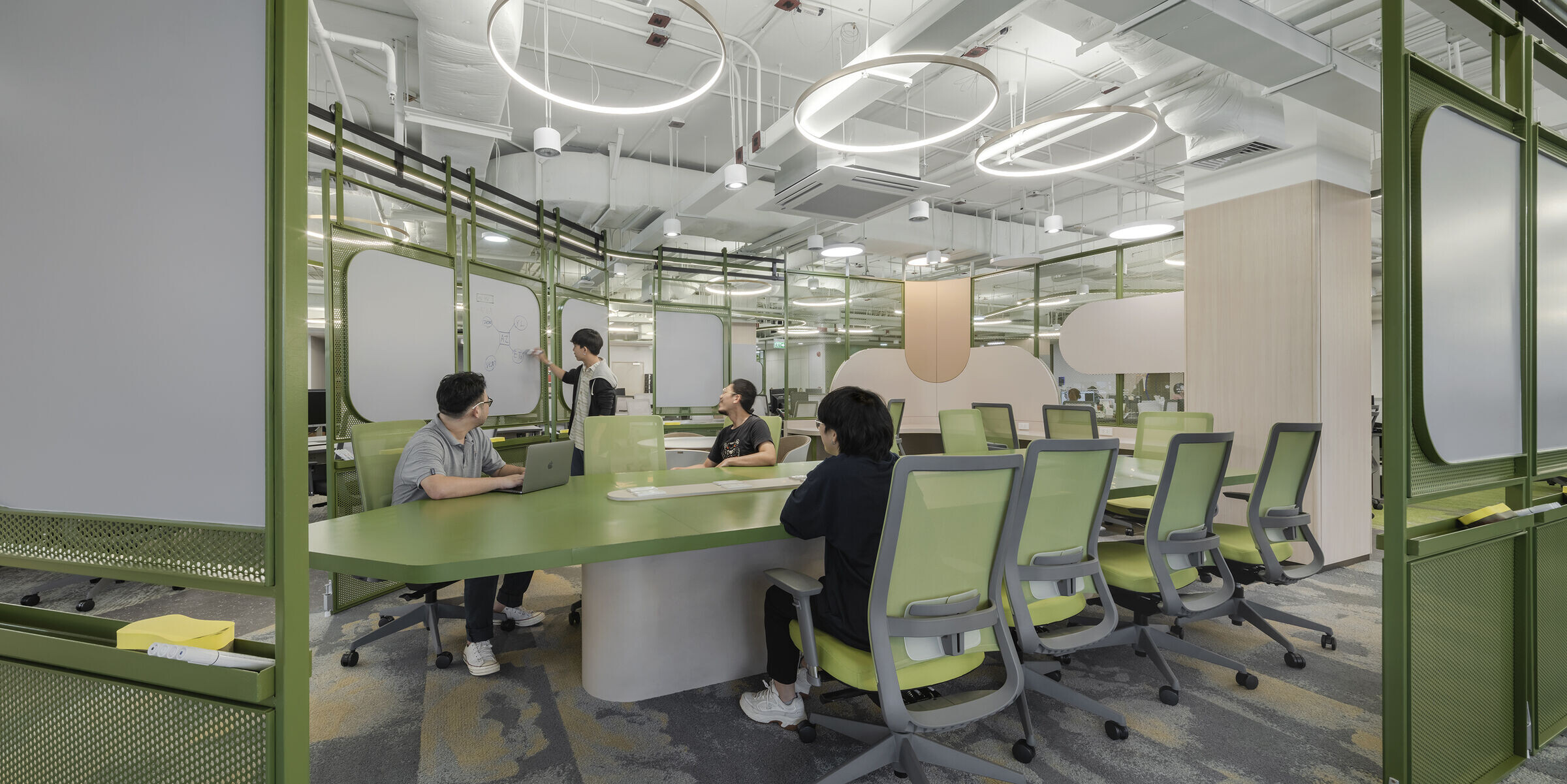 https://archello.com/story/110556/attachments/photos-videos/22 photo_credit ©W Workspace