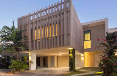 MAR ADENTRO TOWNHOUSE