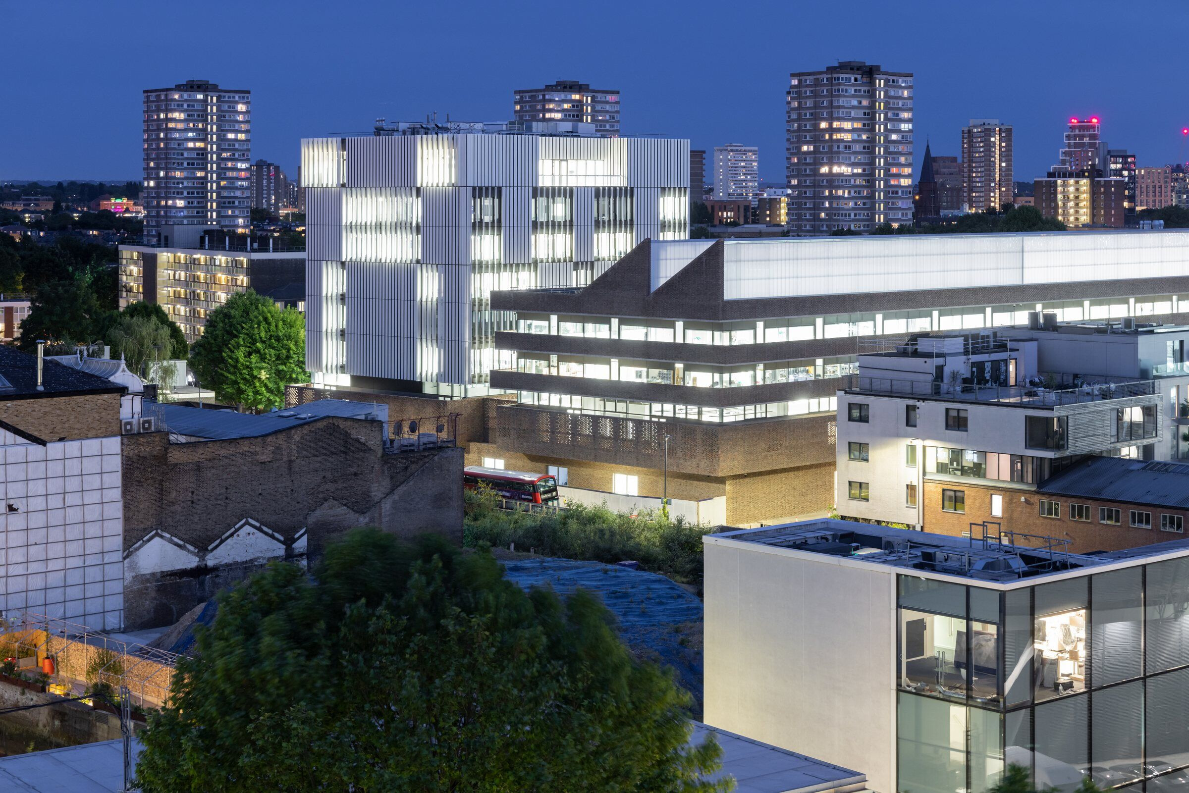 https://archello.com/story/110622/attachments/photos-videos/14 photo_credit Iwan Baan