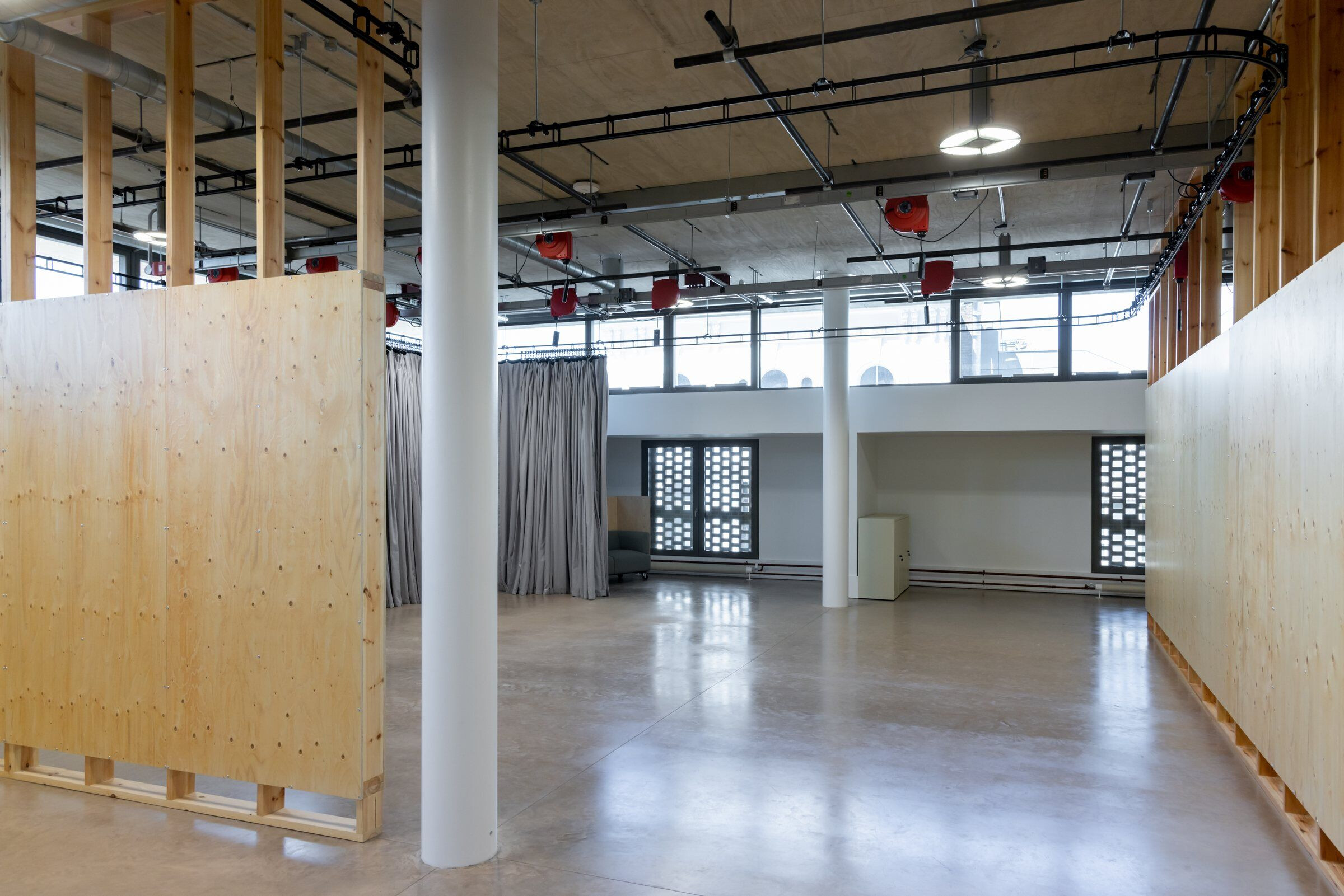 https://archello.com/story/110622/attachments/photos-videos/17 photo_credit Iwan Baan