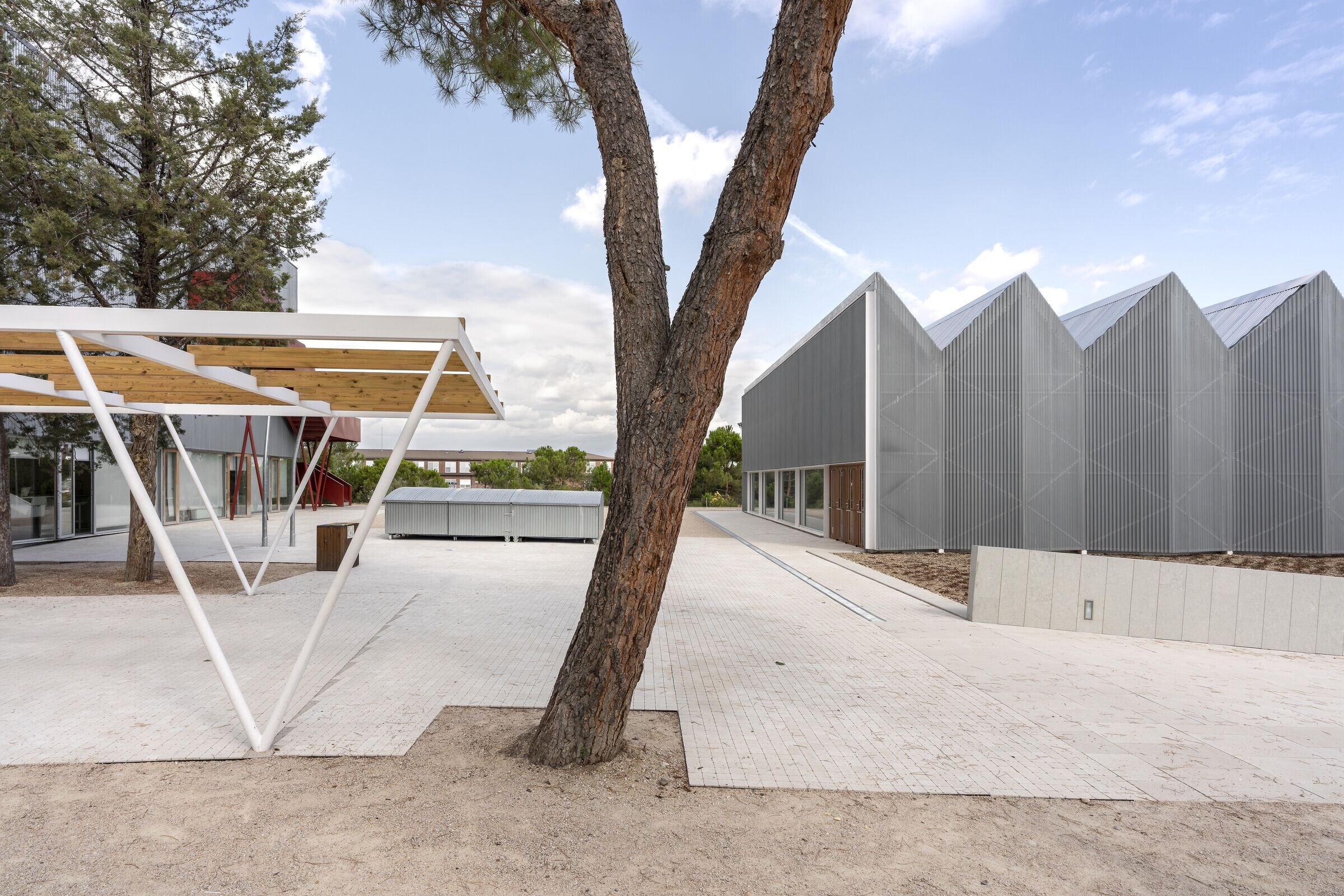 https://archello.com/story/110662/attachments/photos-videos/3 photo_credit Luis Asín