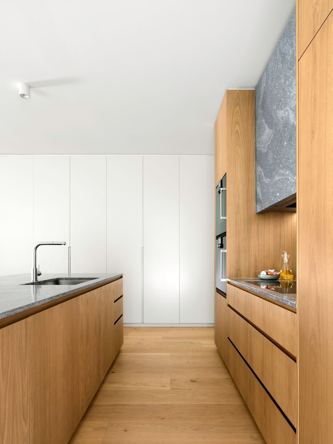 https://archello.com/story/110841/attachments/photos-videos/14 photo_credit Justin Alexander