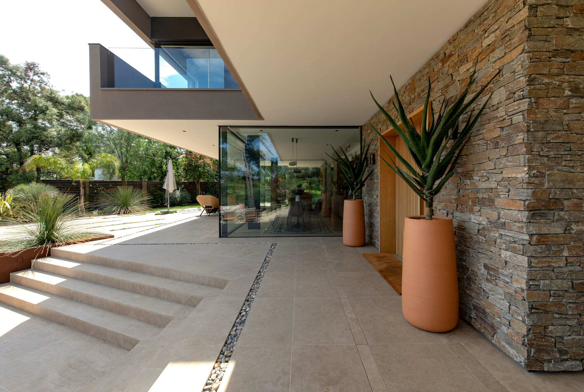 https://archello.com/story/110904/attachments/photos-videos/3 photo_credit RBrengues Photo