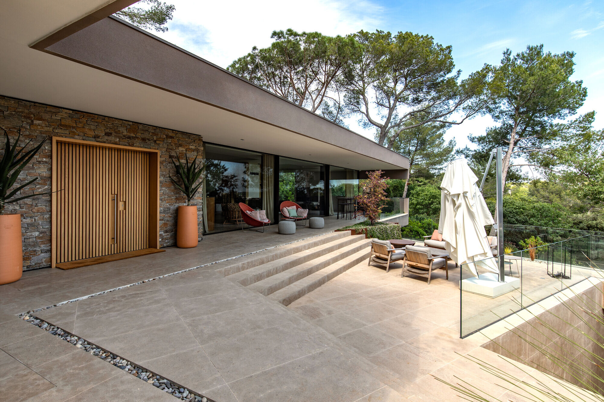https://archello.com/story/110904/attachments/photos-videos/15 photo_credit RBrengues Photo