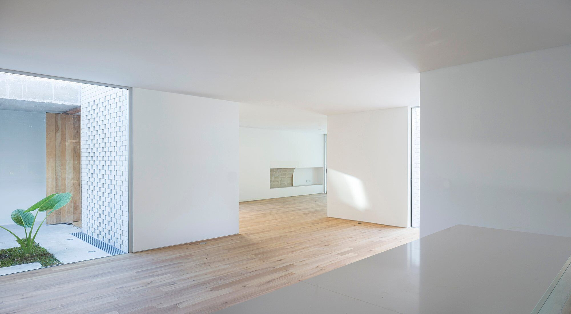 https://archello.com/story/53028/attachments/photos-videos/12 photo_credit Fernando Schapochnik