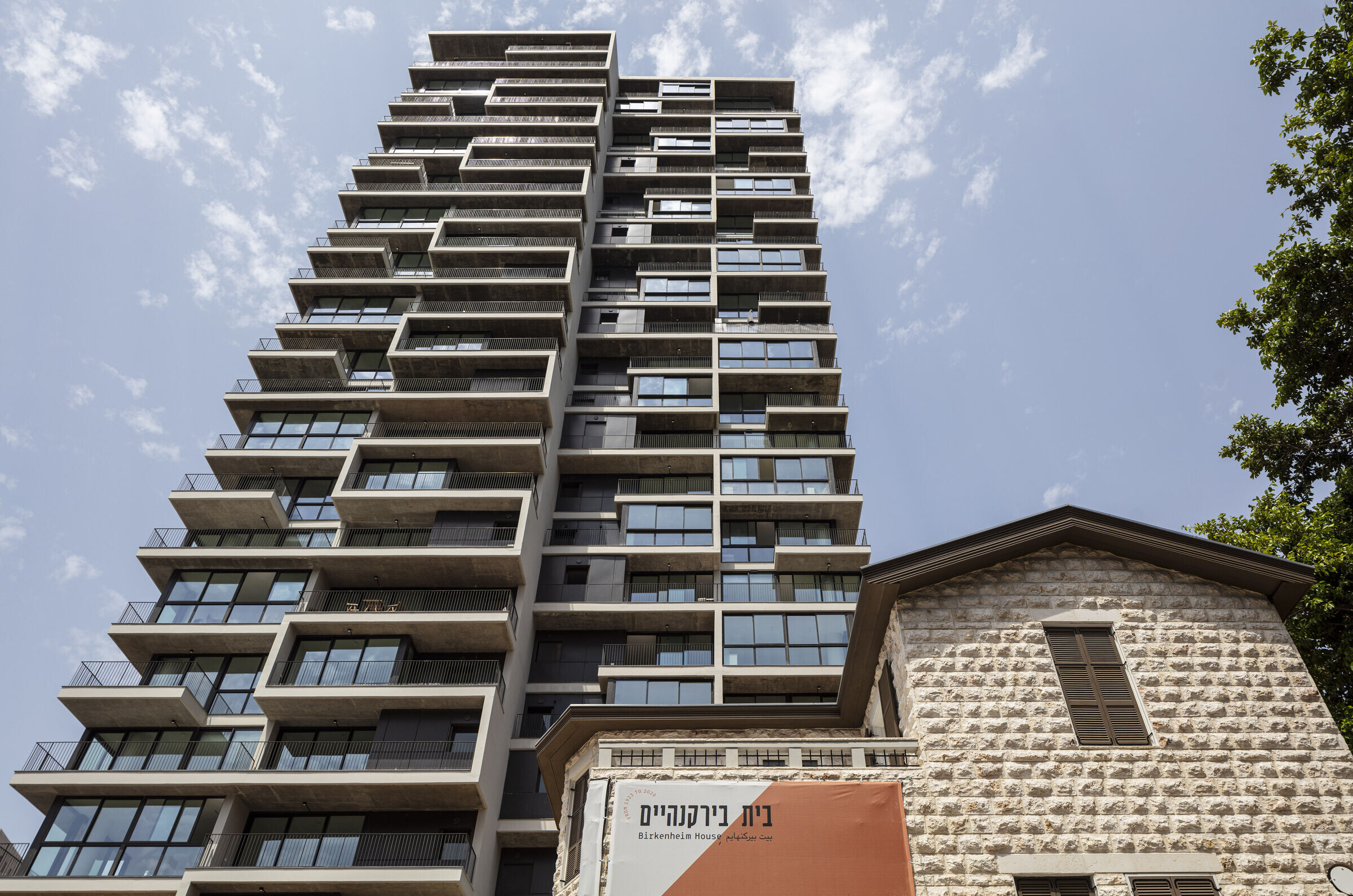 https://archello.com/story/111091/attachments/photos-videos/11 photo_credit Amit Geron