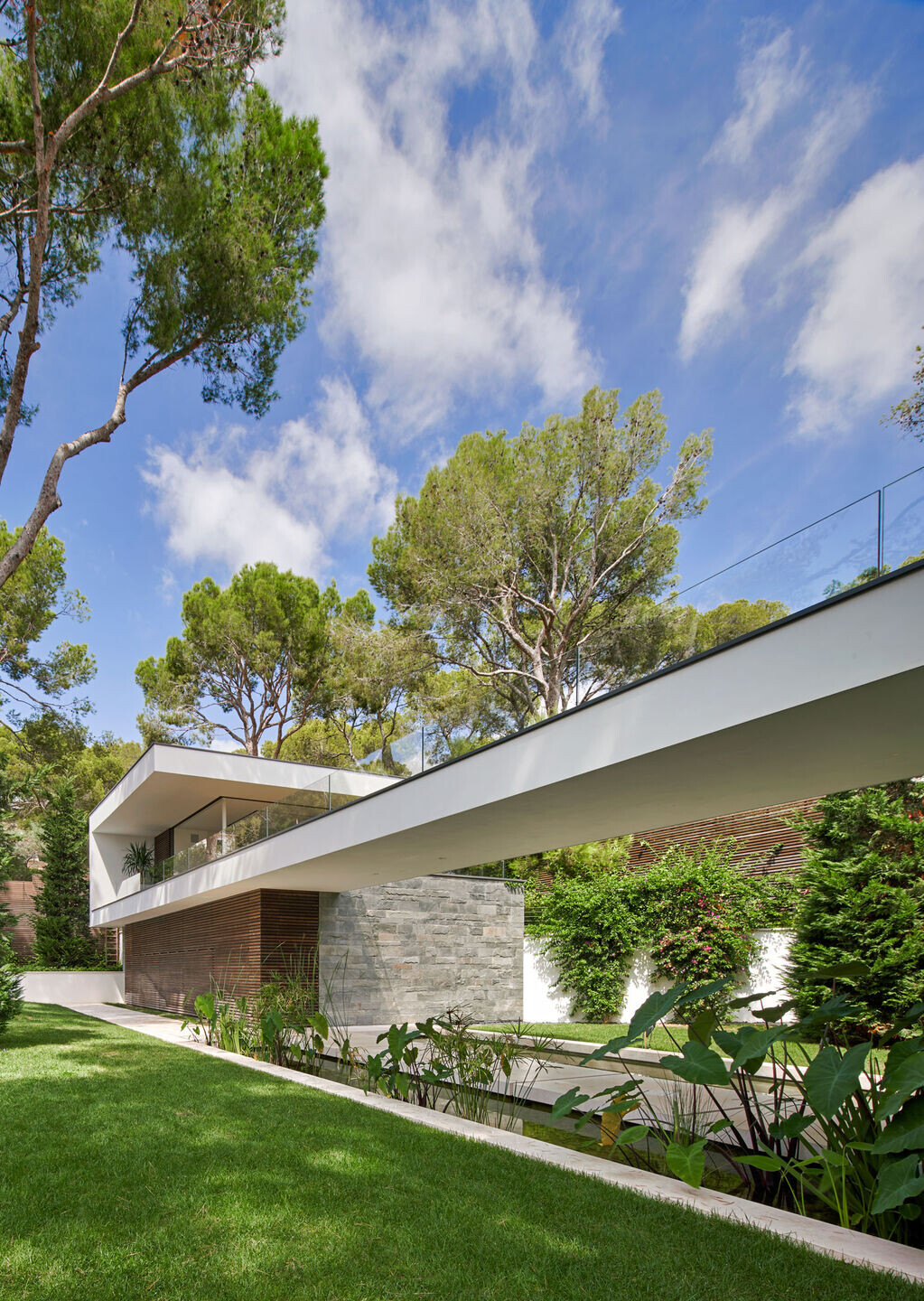 https://archello.com/story/111101/attachments/photos-videos/4 photo_credit José Hevia