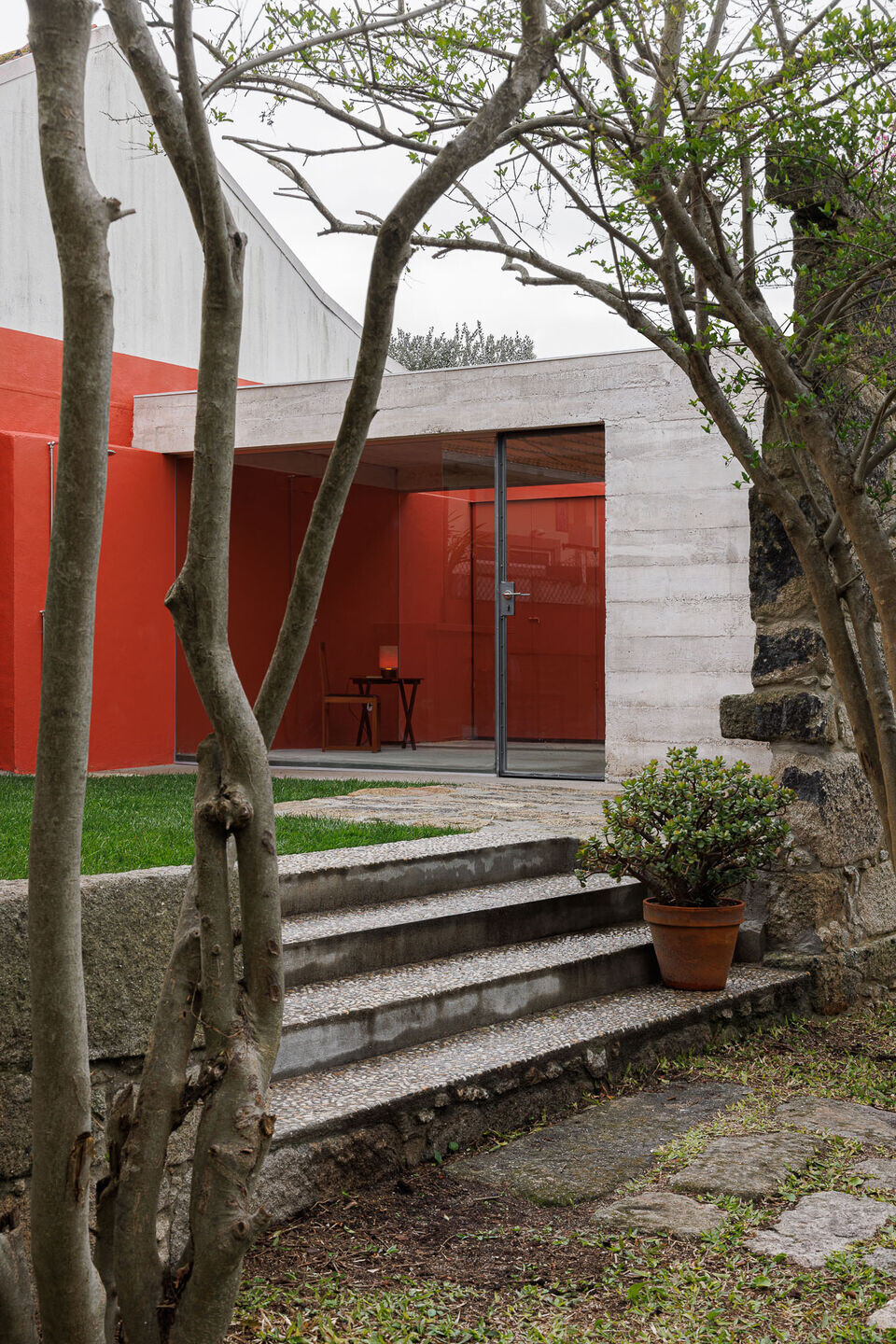 https://archello.com/story/111123/attachments/photos-videos/3 photo_credit Ivo Tavares Studio