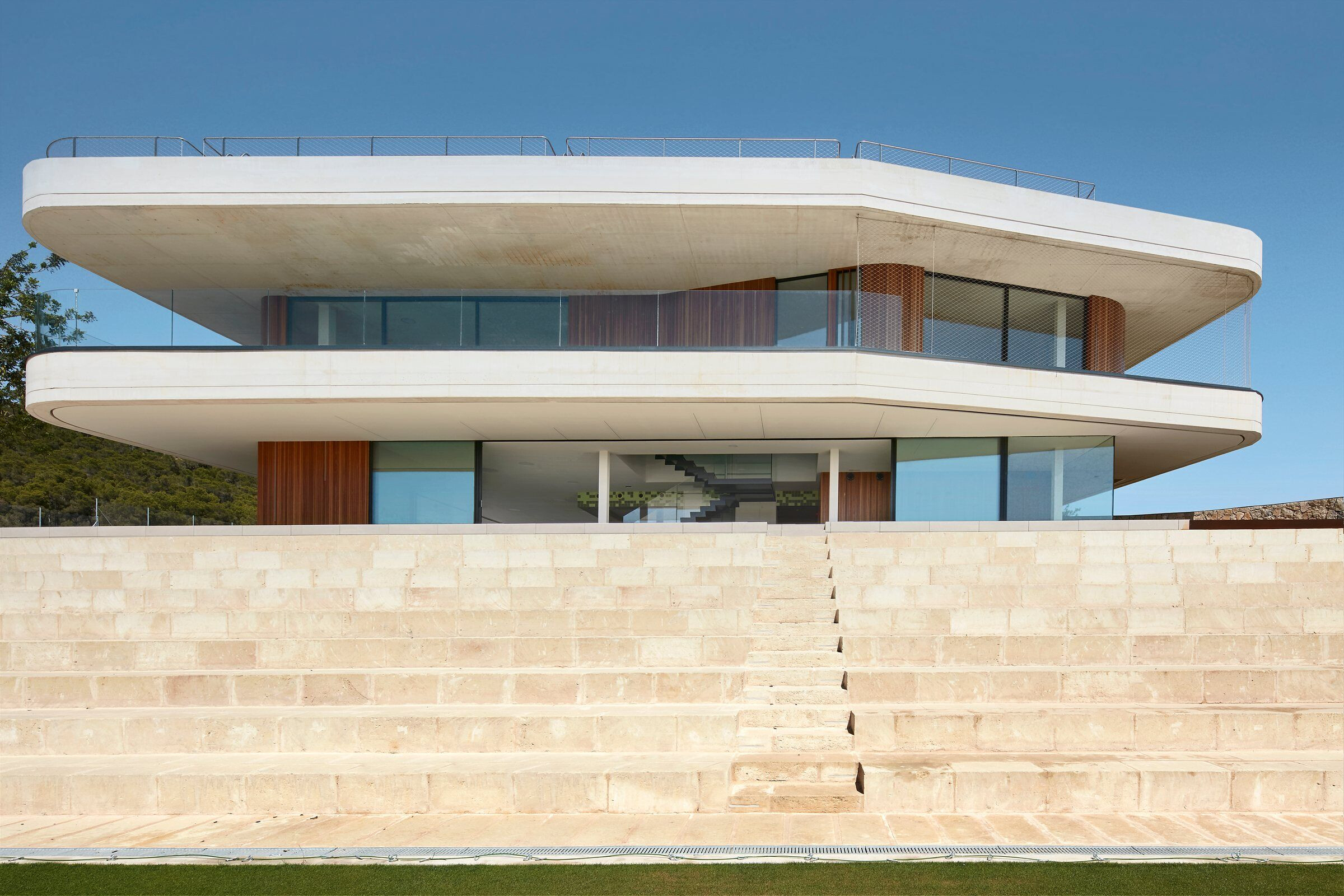https://archello.com/story/49803/attachments/photos-videos/9 photo_credit José Hevia Photography