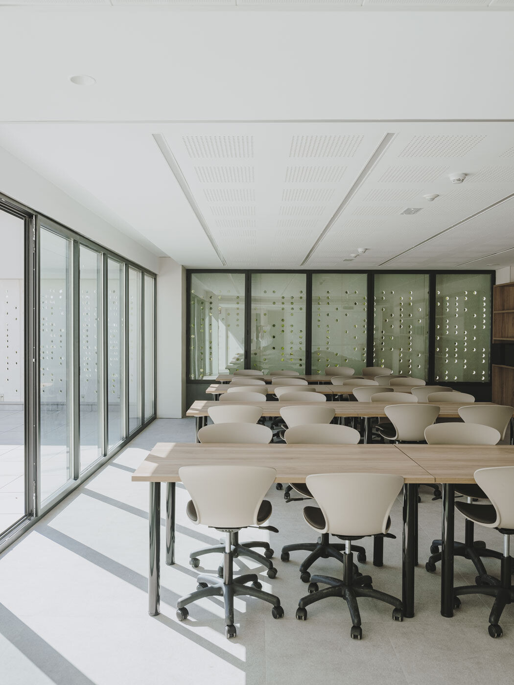 https://archello.com/story/111324/attachments/photos-videos/20 photo_credit Salva Lopez