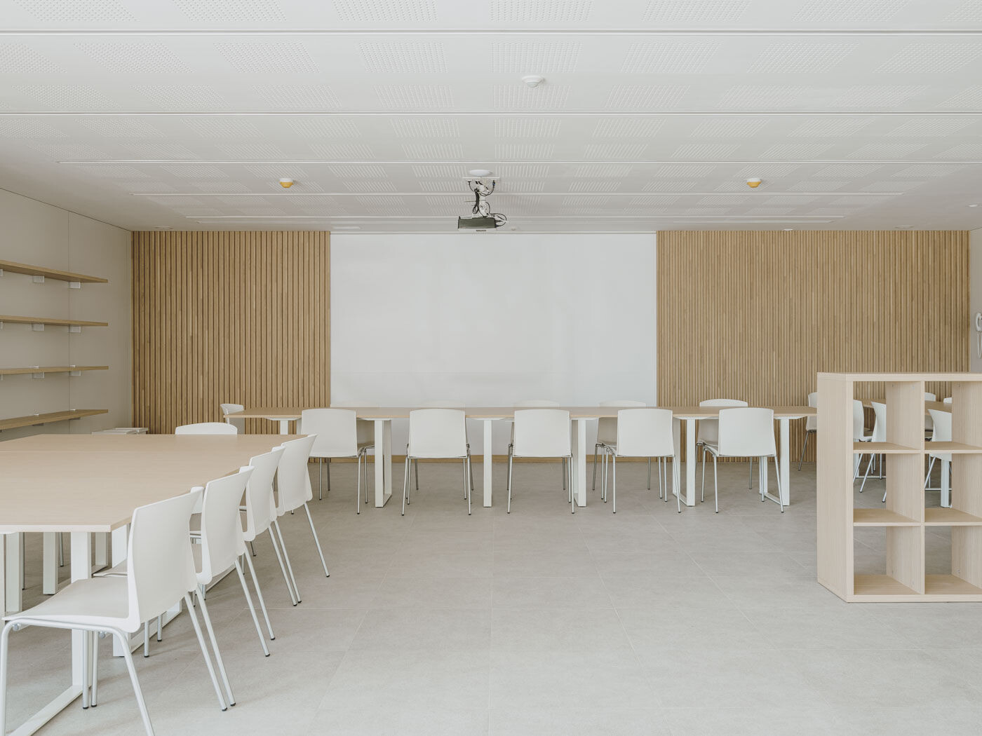 https://archello.com/story/111324/attachments/photos-videos/21 photo_credit Salva Lopez