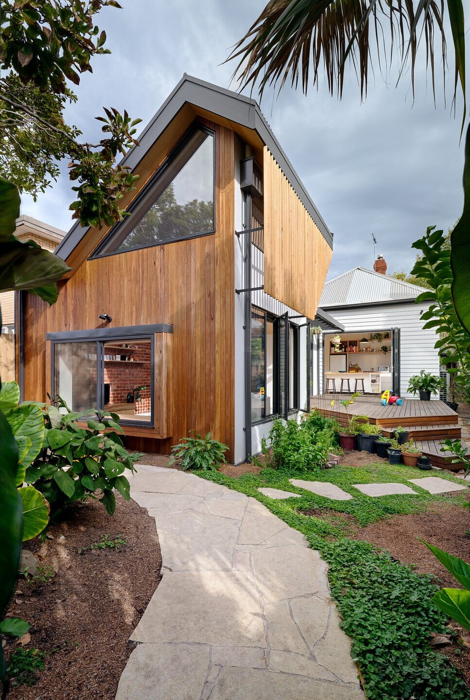 https://archello.com/story/111366/attachments/photos-videos/5 photo_credit Emma Cross