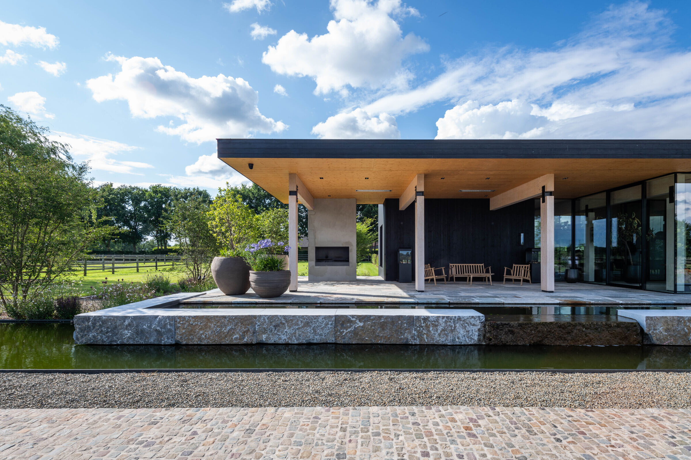https://archello.com/story/111391/attachments/photos-videos/5 photo_credit Studio PSG