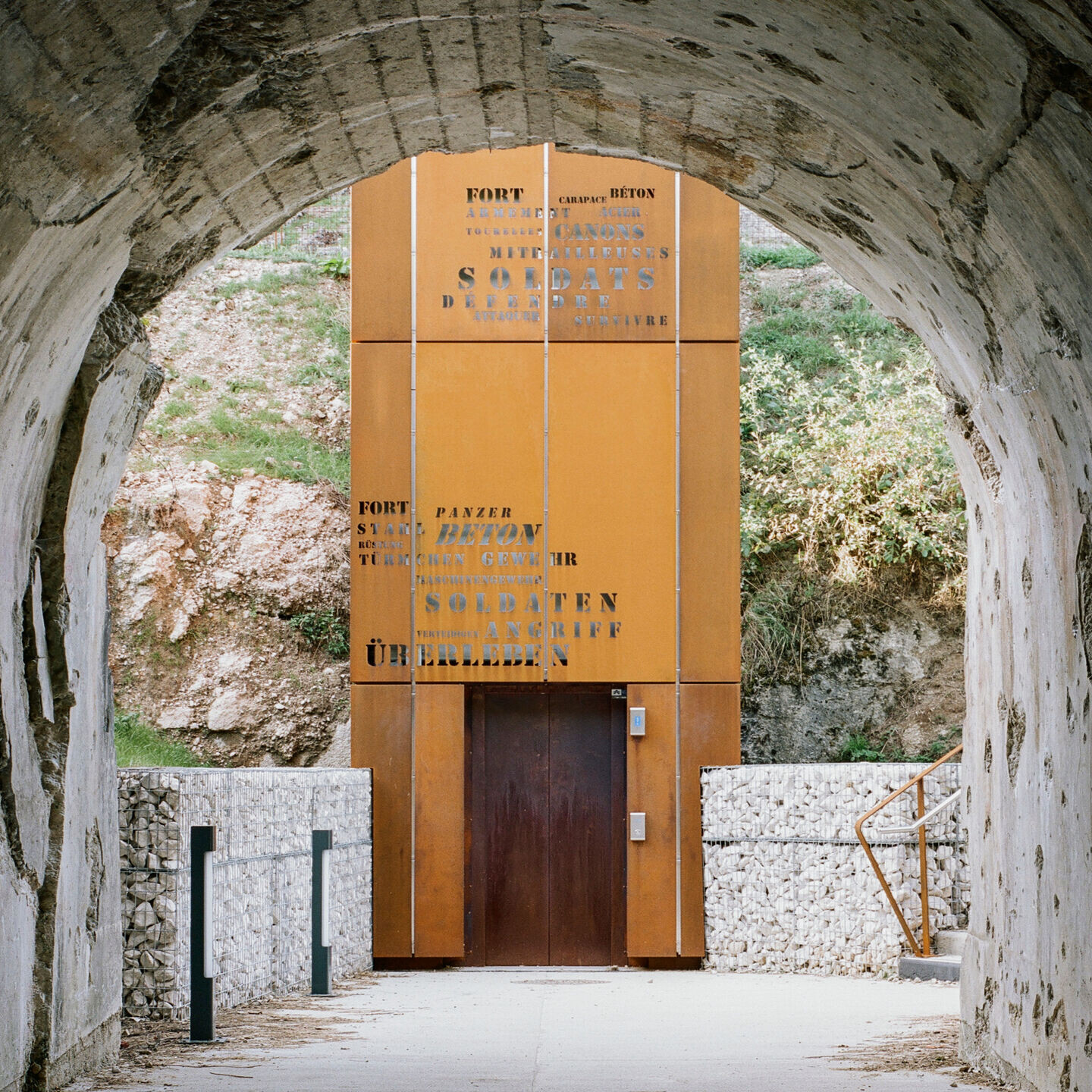 https://archello.com/story/111457/attachments/photos-videos/3 photo_credit Cyrille Weiner
