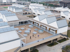 TAO’s Qingyijiang Road Elementary School explores a decentralized school system design that embraces equality, non-hierarchy, freedom, and diversity
