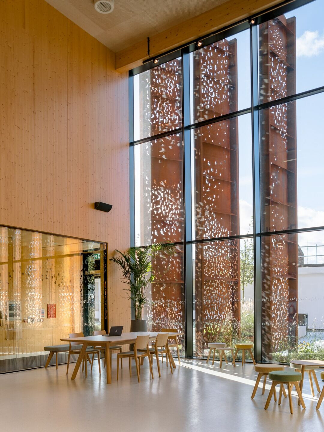 https://archello.com/story/111640/attachments/photos-videos/19 photo_credit Timothy Soar