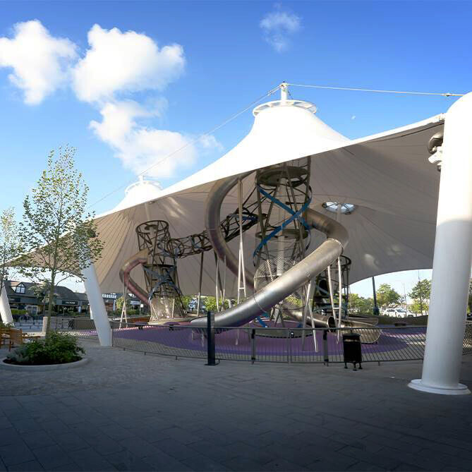 https://archello.com/story/111775/attachments/photos-videos/3 photo_credit (4) © Carve_Cheshire Oaks Designer Outlet_photo McArthurGlenn