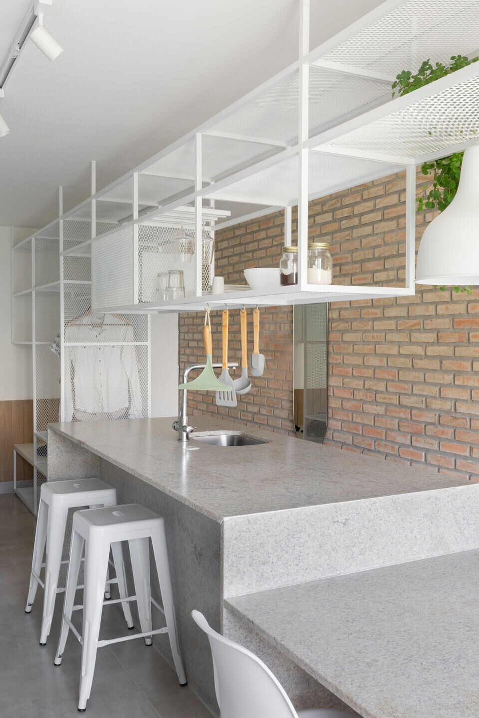 https://archello.com/story/111798/attachments/photos-videos/10 photo_credit Julia Tótoli