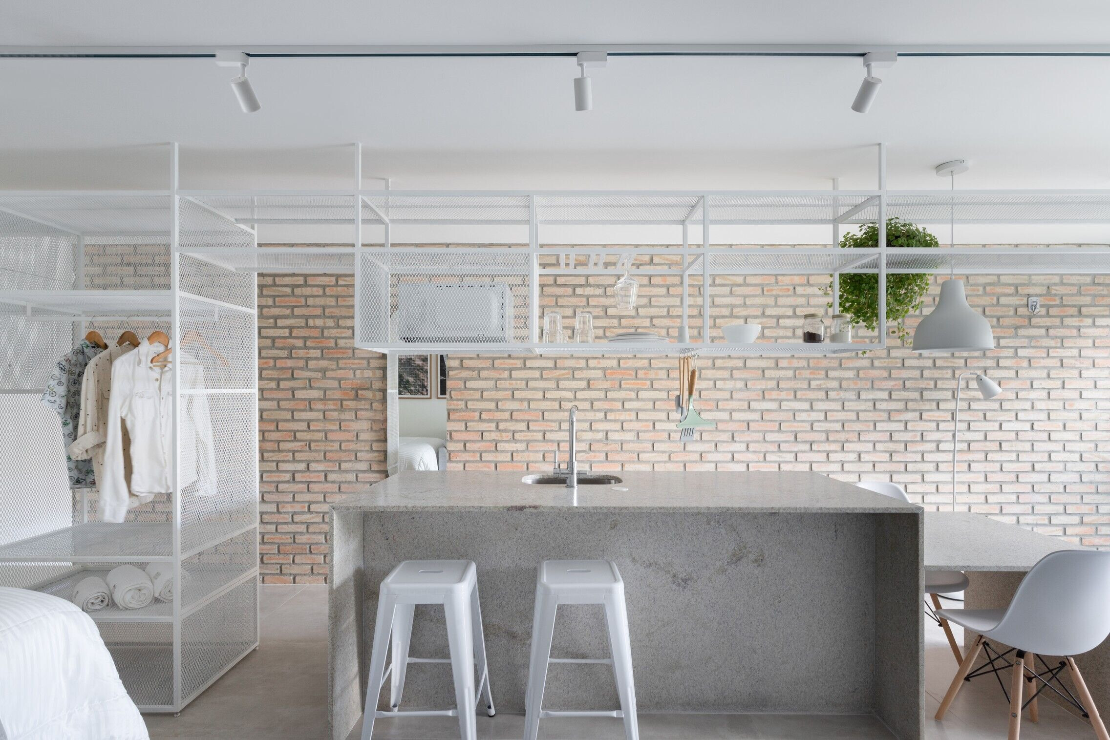 https://archello.com/story/111798/attachments/photos-videos/3 photo_credit Julia Tótoli
